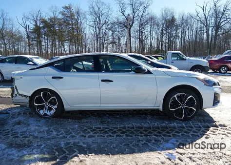 2023 Nissan Altima Sr Intelligent Awd from USA, damaged, VIN 1N4BL4CW5PN343915